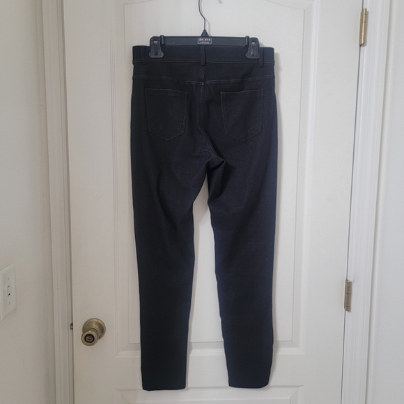 Yelete Size XL Black Skinnies Jeggings, Gently Used Condition - Picture 10 of 11